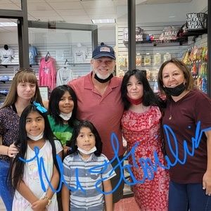 Meet your Posher, Maria